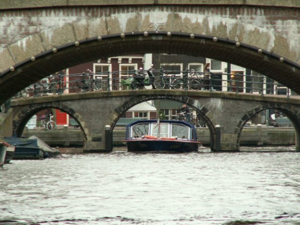 KONICA MINOLTA DIGITAL CAMERA